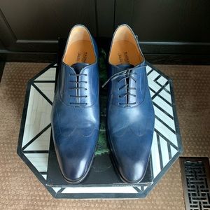 🛍NIB🛍 Magnanni for Saks// Navy Oxford// 10 1/2